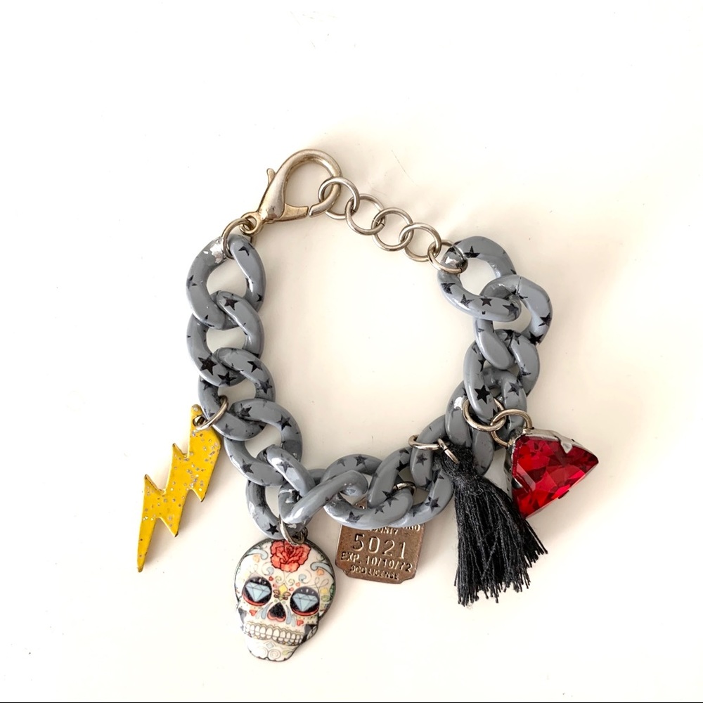 💀Skully Charms Bracelet